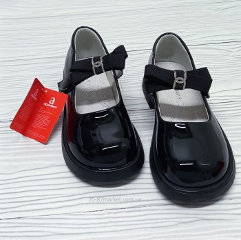 Туфли для девочки, чёрные,  тм Apawwa, лаковые