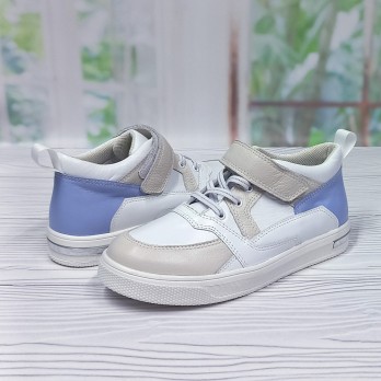 Кожаные кроссовки для девочки