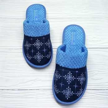 Женские комнатные тапочки синего цвета, тм Белста, украшены стильной вышивкой