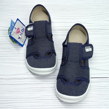 Тапочки для мальчика в садик, синие