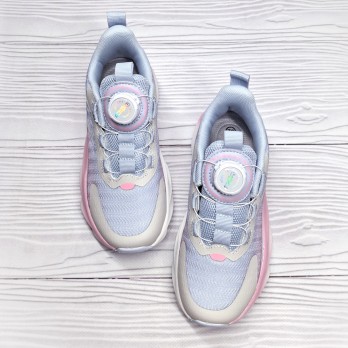 Текстильные кроссовки для девочки, застёжки - система быстрой шнуровки.